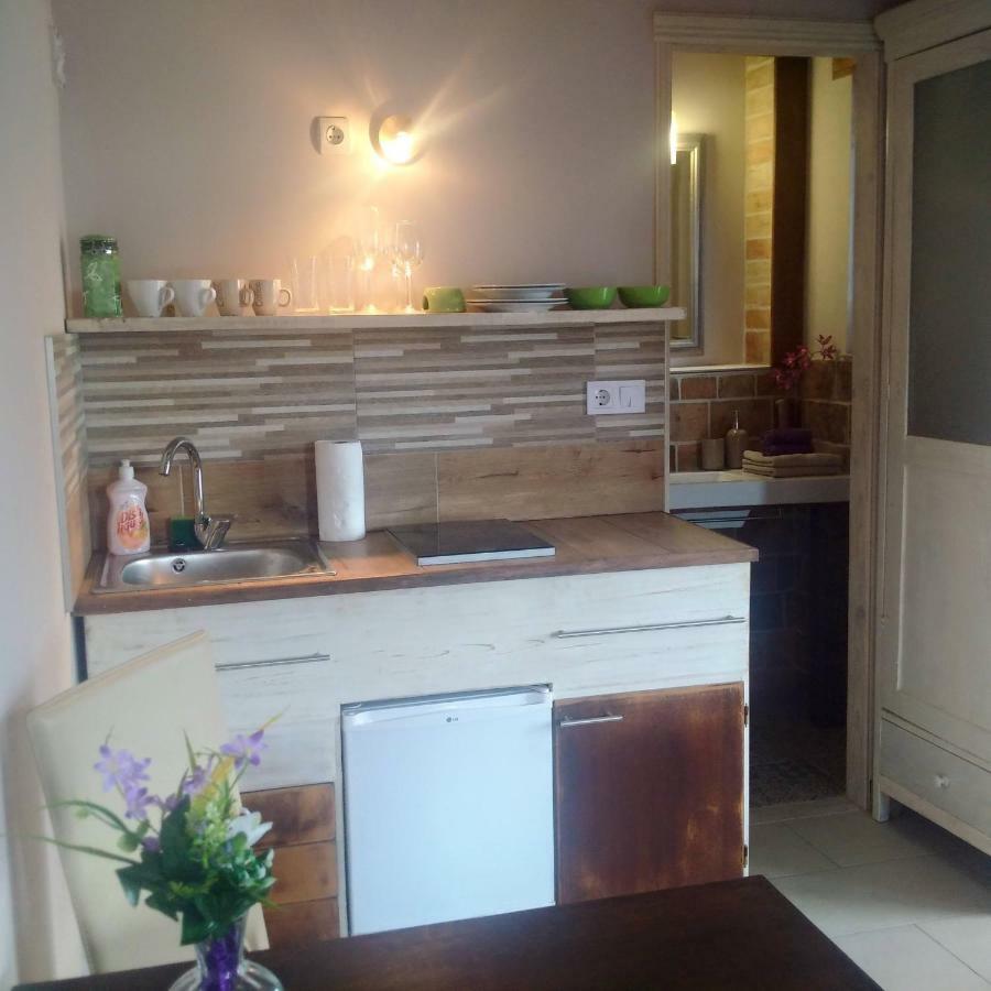 Bastya Apartman Eger Exterior photo